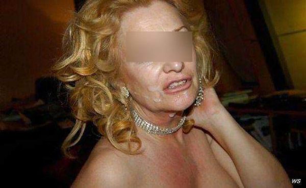 Femme de 56 ans, physiquement bien, cherche du plaisir à deux